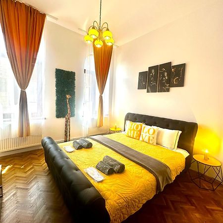 Stay Inn Central Braşov Exterior foto
